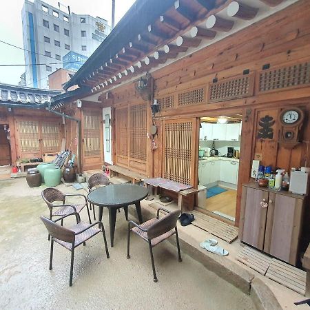 Namhyundang - Hanok Korean Traditional House Сеул Экстерьер фото