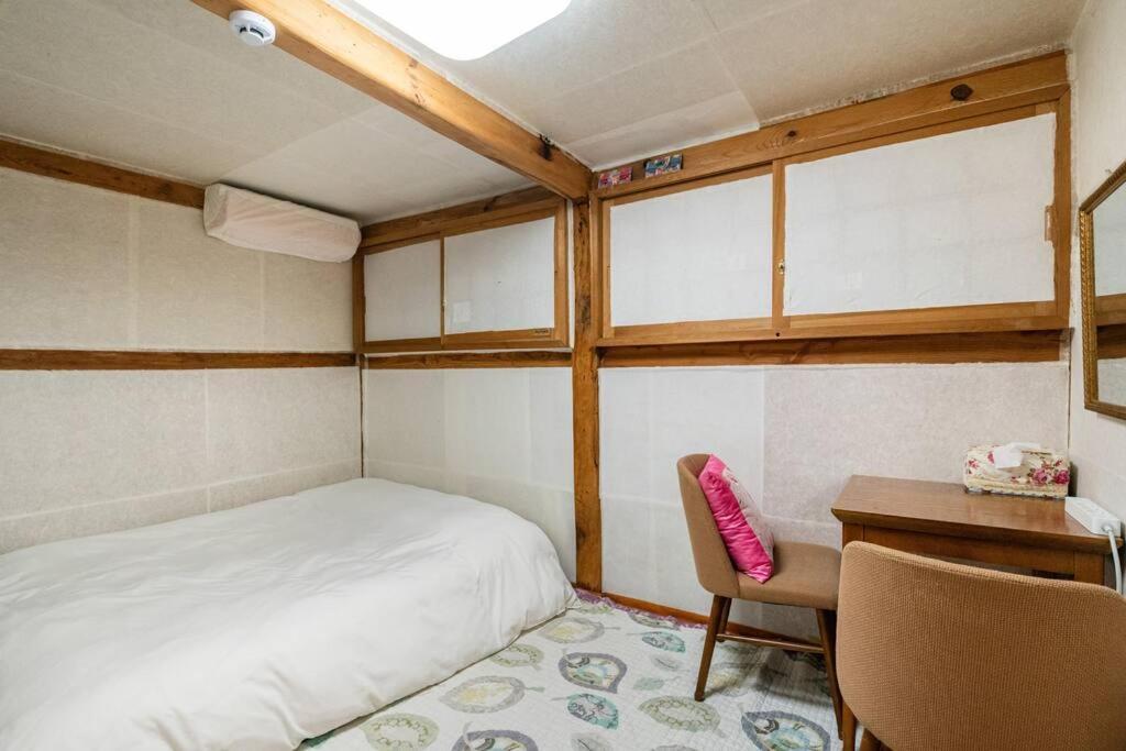 Namhyundang - Hanok Korean Traditional House Сеул Экстерьер фото